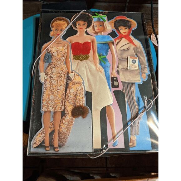 RARE - VINTAGE Hallmark Set of 4 Blank Barbie Greeting Cards 1995 NIB - Picture 1 of 4